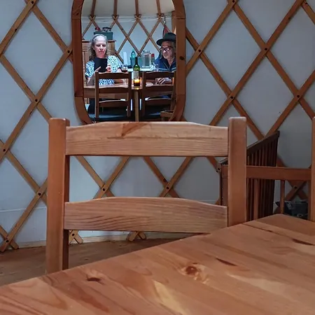 Jurta Na Farmě